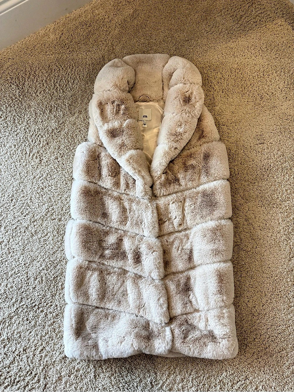 River Island Faux-Fur Vest White XS